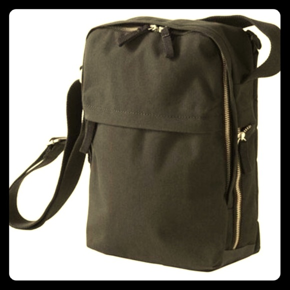 IKEA Handbags - FÖRENKLA 271 oz shoulder bag